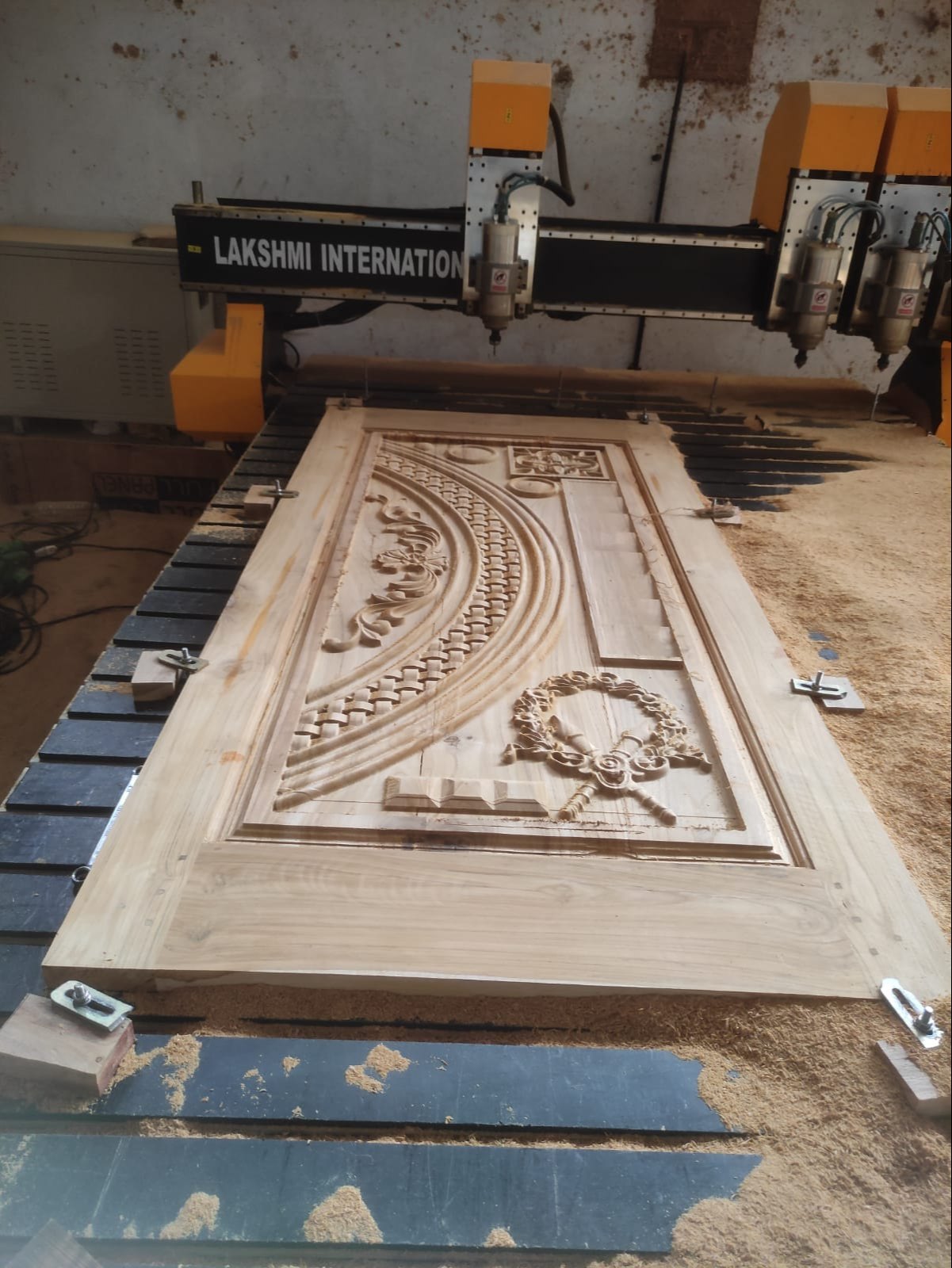 Industrial woodwork machine